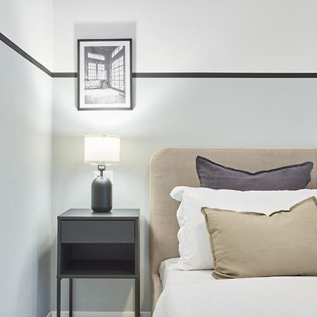 Elegante Appartamento Minimal Dai Tocchi Botanici Milánó Kültér fotó